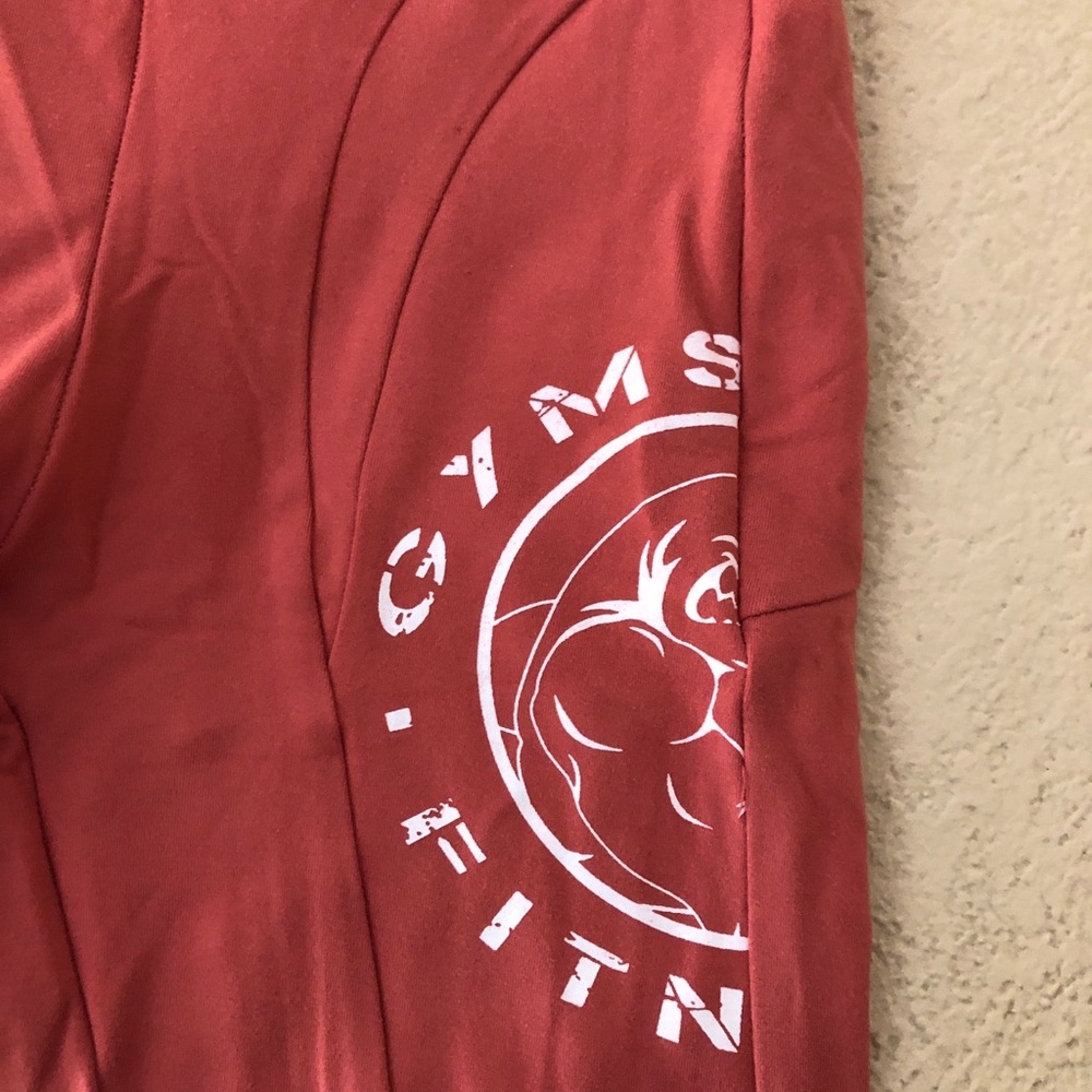 GYM SHARK CORAL LEGGINGS AND SPORTSBRA